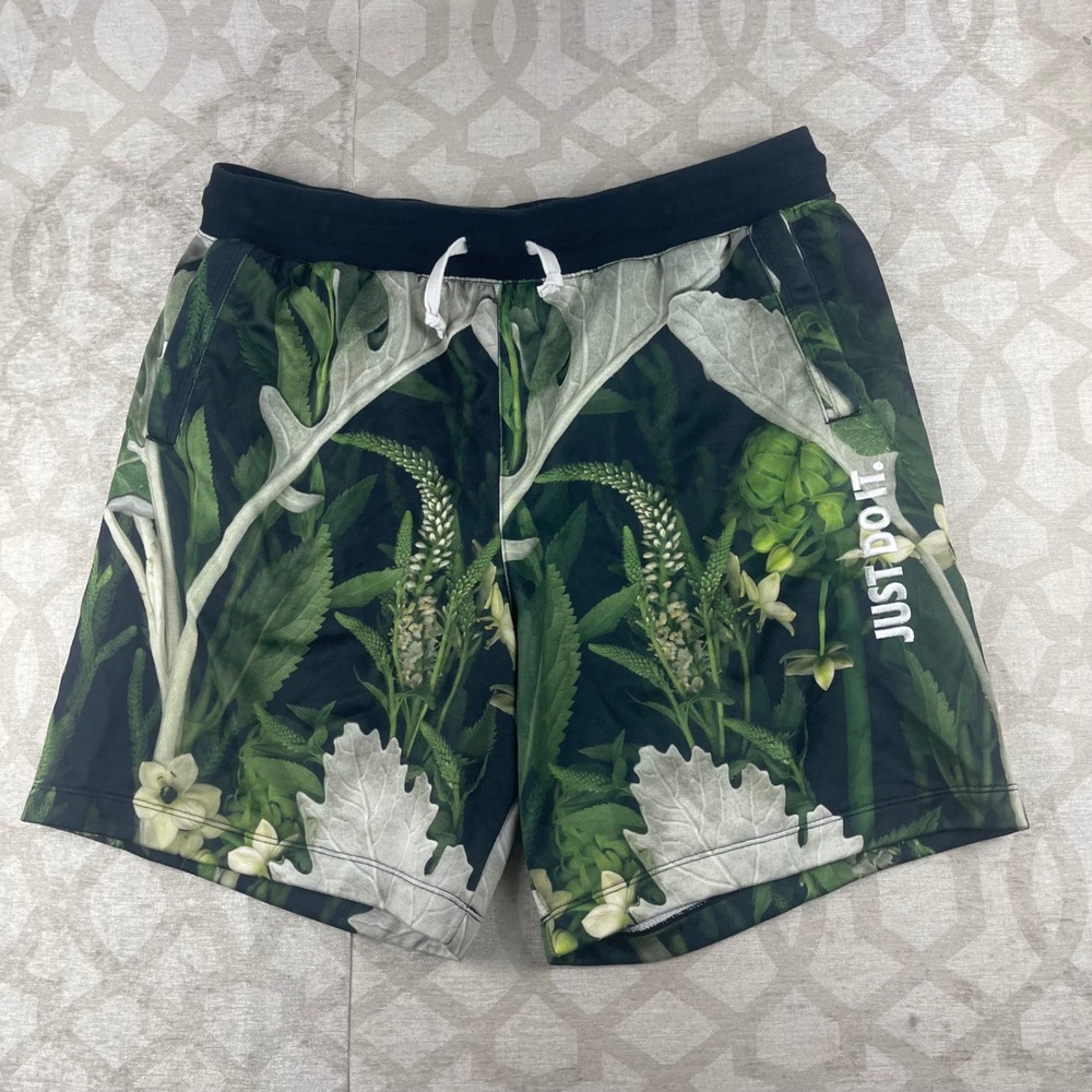 Nike Sportswear Alumni Mens XL Green Floral Just Do It Graphic Shorts CK8278-083